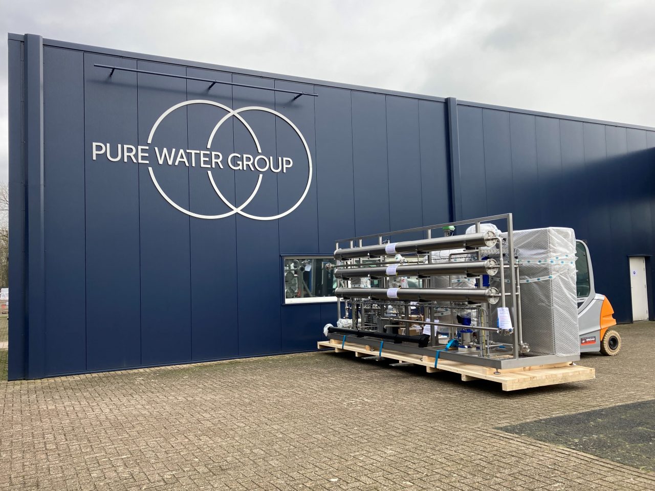 Pure Water Group Purified Water Generation system • Pure Water Group